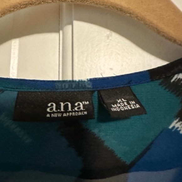 ana Sheer V Neck Top with small collar long sleeves Size XL Never worn - Picture 5 of 5